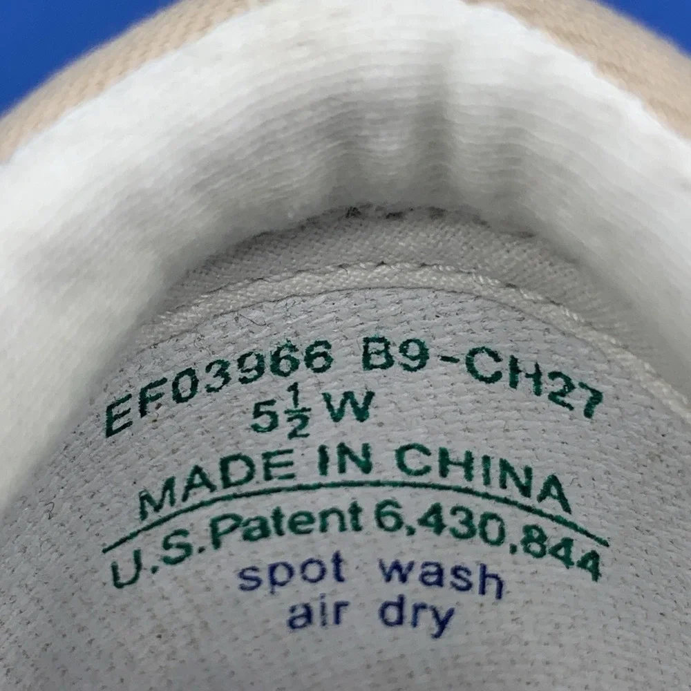 Grasshoppers  Comfort Shoes Slip On Beige Women's Size US 5.5 W WIDE